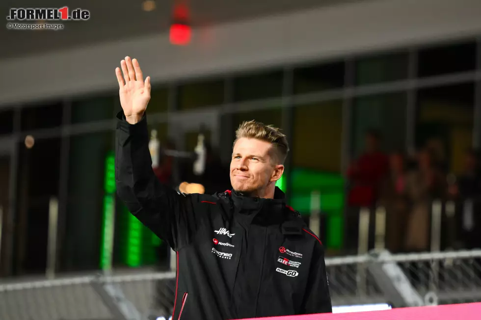 Foto zur News: Nico Hülkenberg (Redaktion: 2) - Das trifft es ganz gut. War als Achter Best of the Rest und hat Haas wieder auf den sechsten WM-Rang gebracht. Im Qualifying wäre aber sicherlich noch mehr drin gewesen, das weiß er selber.