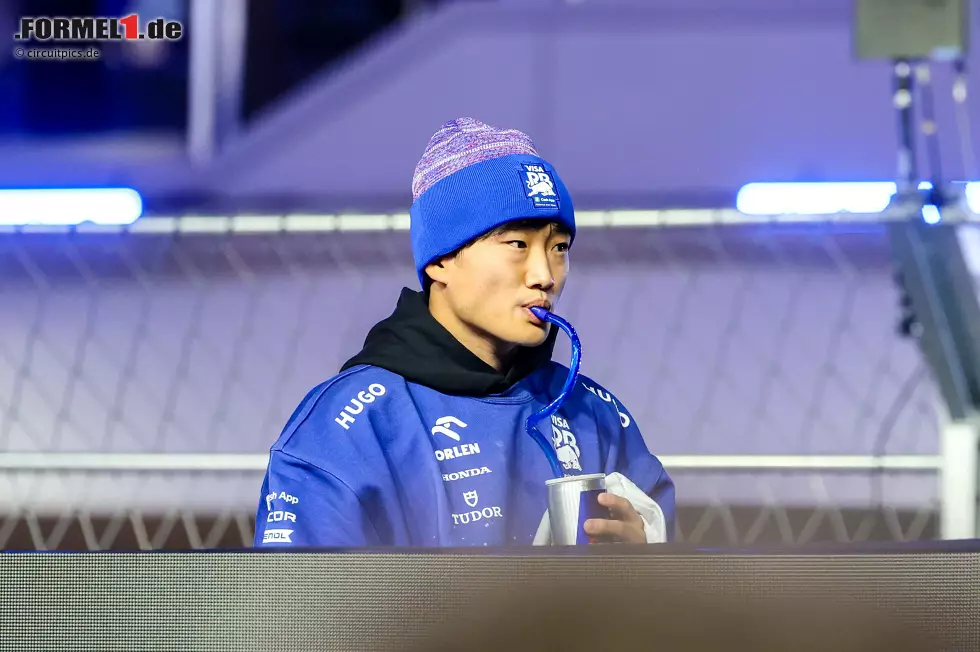 Foto zur News: Yuki Tsunoda (Redaktion: 2) - Dem stimmen wir zu. Hat wichtige Punkte für Racing Bulls im Kampf um den sechsten WM-Rang geholt und Lawson im Griff gehabt. Für die 1 hätte er aber Nico Hülkenberg schlagen müssen.