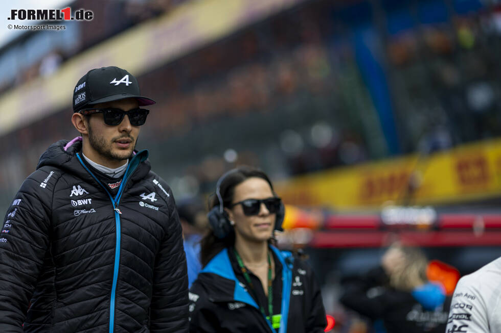 Foto zur News: Esteban Ocon (Redaktion: 4) - Am Samstag in Q1 raus, während der Teamkollege den Alpine in Q3 brachte. Im Rennen war dann von hinten auch nicht mehr viel möglich. Von daher gibt es auch von uns keine bessere Note.