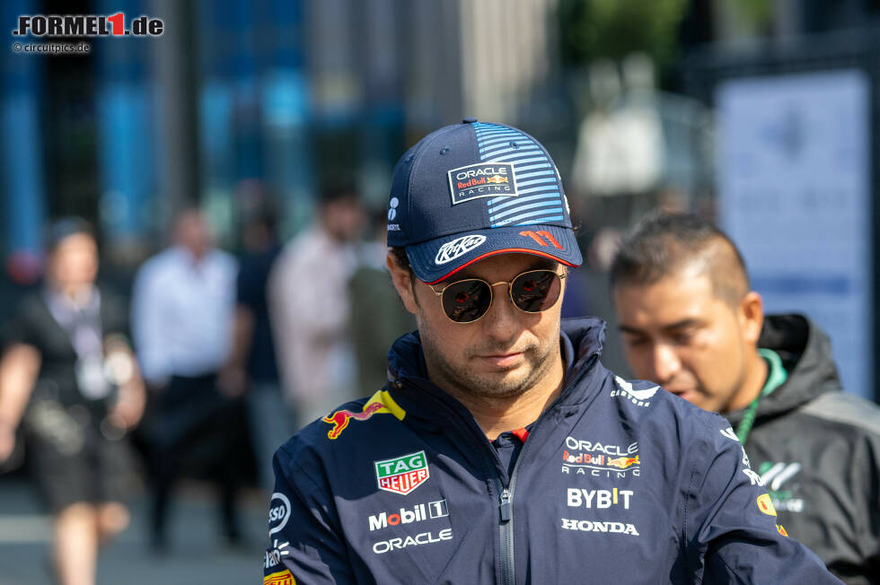 Foto zur News: Sergio Perez (Redaktion: 3) - Erneut stimmen wir unserem Experten zu. Im Ziel nur rund 17 Sekunden hinter Verstappen im Ziel, das ist für ihn ein kleiner Erfolg. Trotzdem sind es am Ende wieder vier Positionen, die die beiden trennen. Für eine noch bessere Note ist das immer noch zu viel.