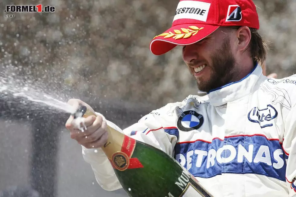 Foto zur News: Nick Heidfeld (Sauber): Nachdem &quot;Quick Nick&quot; bereits von 2001 bis 2003 für Sauber fährt, kehrt er 2006 noch einmal nach Hinwil zurück. Inzwischen hat BMW das Team übernommen, doch mit dem Ausstieg der Münchener Ende 2009 endet auch Heidfelds Zeit in der Formel 1 erst einmal.