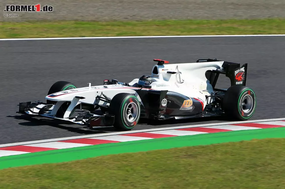 Foto zur News: Ende 2010 kehrt er aber noch ein drittes Mal für fünf Rennen zurück zu Sauber, das inzwischen wieder Gründer Peter Sauber gehört. Einen Grand Prix gewinnt er bei seinen drei Gastspielen in Hinwil (und auch sonst) aber nie. Damit hält er bis heute den Rekord für die meisten Podestplätze in der Formel 1 ohne einen Sieg (13).