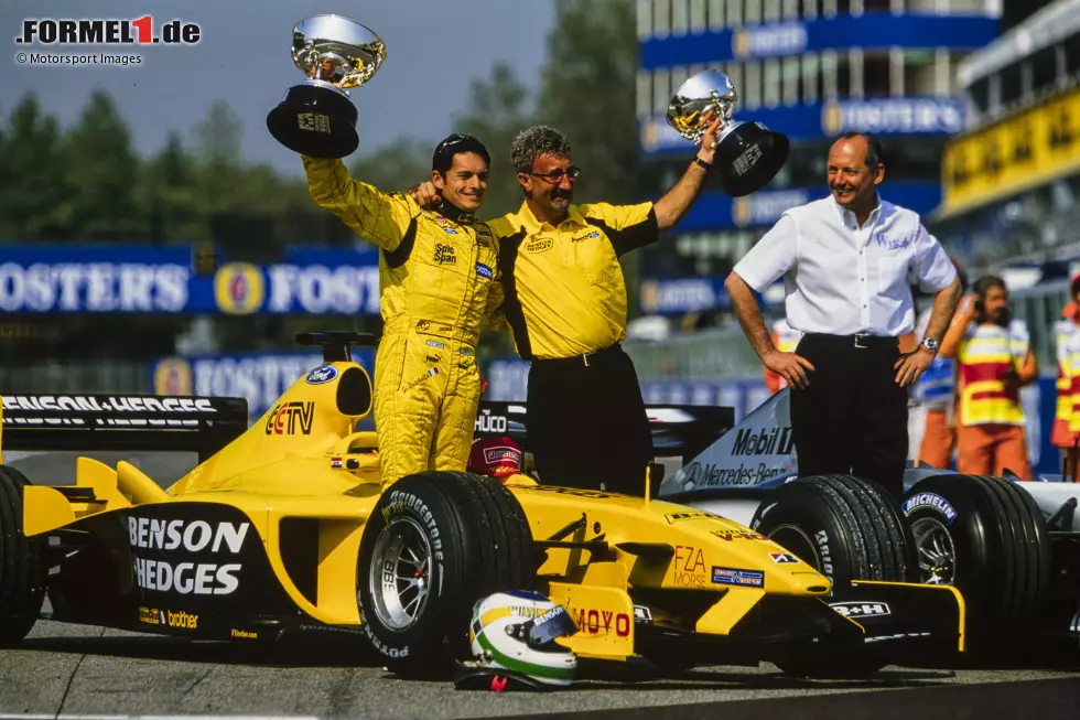 Foto zur News: Giancarlo Fisichella (Benetton/Jordan): Auch Alonsos einstiger Renault-Teamkollege legt bei einem Team einen &quot;Dreifachstint&quot; hin. 1997 fährt er erstmals für Jordan, 2002 und 2003 noch einmal und am Ende seiner Karriere wechselt er 2008 noch einmal zurück zu dem Team aus Silverstone, das inzwischen den Namen Force India trägt.