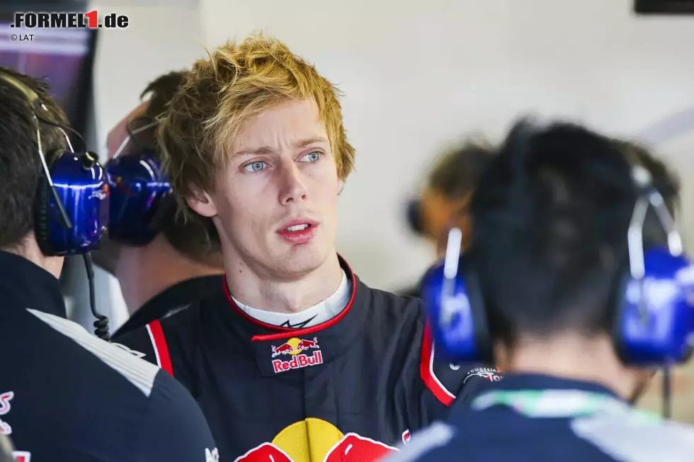 Foto zur News: Brendon Hartley (2017): Weil Carlos Sainz zu Renault wechselt und Gasly das Finale der Super Formula bestreiten will, sucht Toro Rosso für Austin händeringend nach Ersatz. Man findet ihn in Hartley, der aber bereits seit sieben Jahren aus dem Juniorprogramm raus ist. Für 2018 behält man den Neuseeländer gleich, überzeugen kann er nicht.