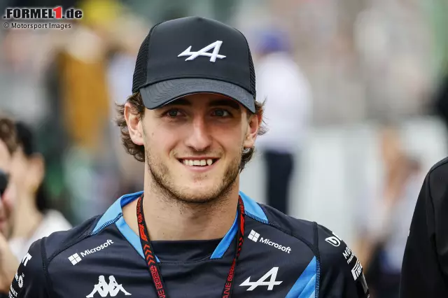 Foto zur News: Jack Doohan darf 2025 für Alpine in der Formel 1 fahren. Sein Debüt hat der Australier aber bereits beim Saisonfinale 2024 in Abu Dhabi geben dürfen. Das Team aus Enstone hatte in der Formel 1 schon viele Namen, und wir schauen, welche Fahrer bei Renault, Lotus, Benetton und Toleman als Doohans Vorgägnger ihr Debüt gefeiert haben.