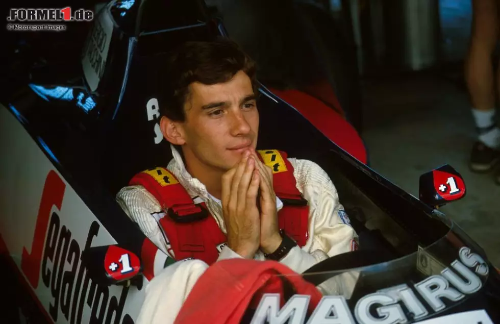 Foto zur News: Ayrton Senna (1984): Auch einer der größten F1-Legenden hat in Enstone begonnen, damals noch unter dem Namen Toleman. Der Brasilianer holt im ersten Jahr drei Podestplätze, wechselt 1985 zu Lotus, wo er im zweiten Rennen schon gewinnt. Der Rest ist beim dreimaligen Weltmeister, der 1994 bei einem Unfall verstirbt, Geschichte.