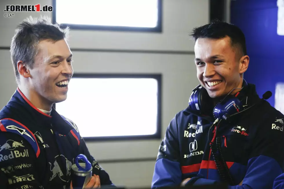 Foto zur News: Ebenfalls ein Duell der Jungbullen gab es 2019 bei Toro Rosso, wo es Alexander Albon mit Daniil Kwjat aufnehmen durfte. Trotz eines dritten Platzes in Hockenheim für den Russen durfte Albon nach der Sommerpause zu Red Bull aufsteigen, wo er den Platz mit dem enttäuschenden Gasly tauschte.