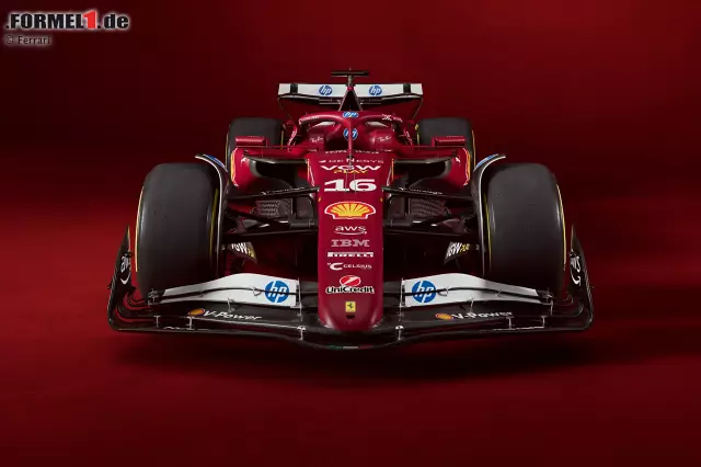 Foto zur News: Hier ist er also, der erste Ferrari für Rekordweltmeister Lewis Hamilton. Ferrari hat den SF-25 im Februar 2025 online präsentiert und ...