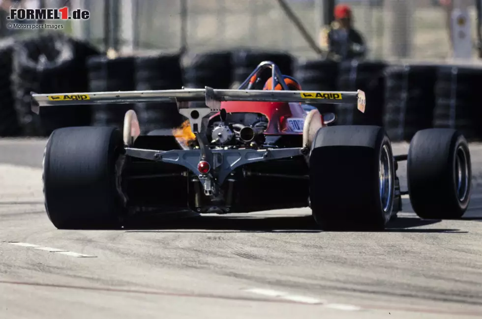 Foto zur News: In Long Beach wird Villeneuve zwar Dritter auf der Strecke, verliert den Podestplatz aber nachträglich durch einen erfolgreichen Protest gegen den Ferrari-Heckflügel. Nach drei Rennen steht er noch bei null Punkten.