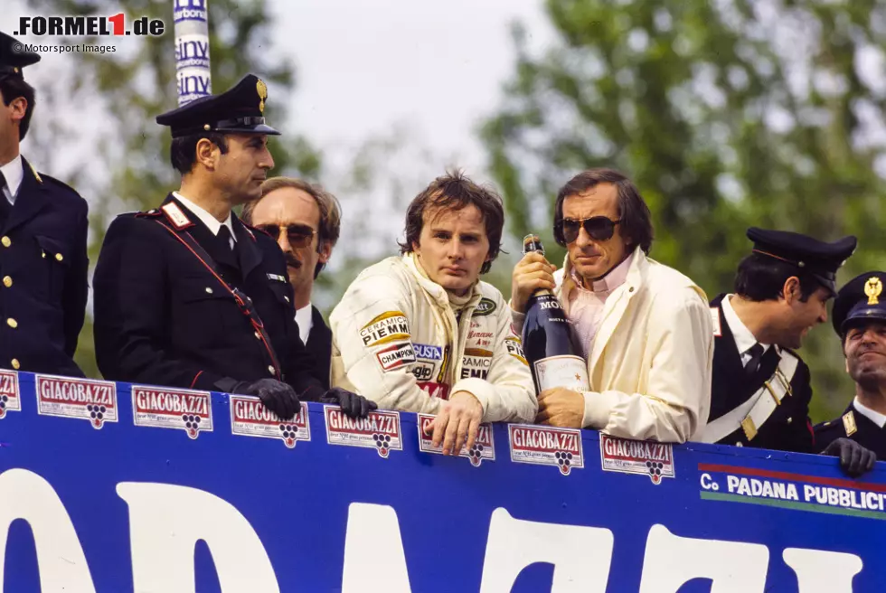 Foto zur News: Pironi spielt auch beim nächsten Fahrer eine Rolle: Trotz Platz zwei in Imola 1982 ist Gilles Villeneuve stinksauer, weil Pironi die Ferrari-Teamorder missachtet und ihm den Sieg gestohlen haben soll. Die Rivalität wird ihm zum Verhängnis. Bei der nächsten Quali in Zolder verunglückt der Kanadier beim Versuch, Pironis Zeit zu unterbieten.