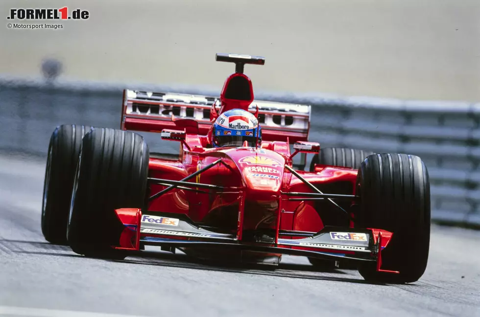 Foto zur News: Mika Salo (P9, Österreich 1999): Als sich &quot;Schumi&quot; 1999 in Silverstone das Bein bricht, darf der Finne ihn sechs Rennen lang vertreten. Immerhin zweimal steht er dabei auf dem Podium, beim Debüt in Spielberg geht er nach einem Unfall in der Anfangsphase als Neunter jedoch erst einmal leer aus.