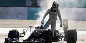 Foto zur News: &quot;Still I Rise&quot;: Rückschläge und Pleiten in Lewis Hamiltons Karriere