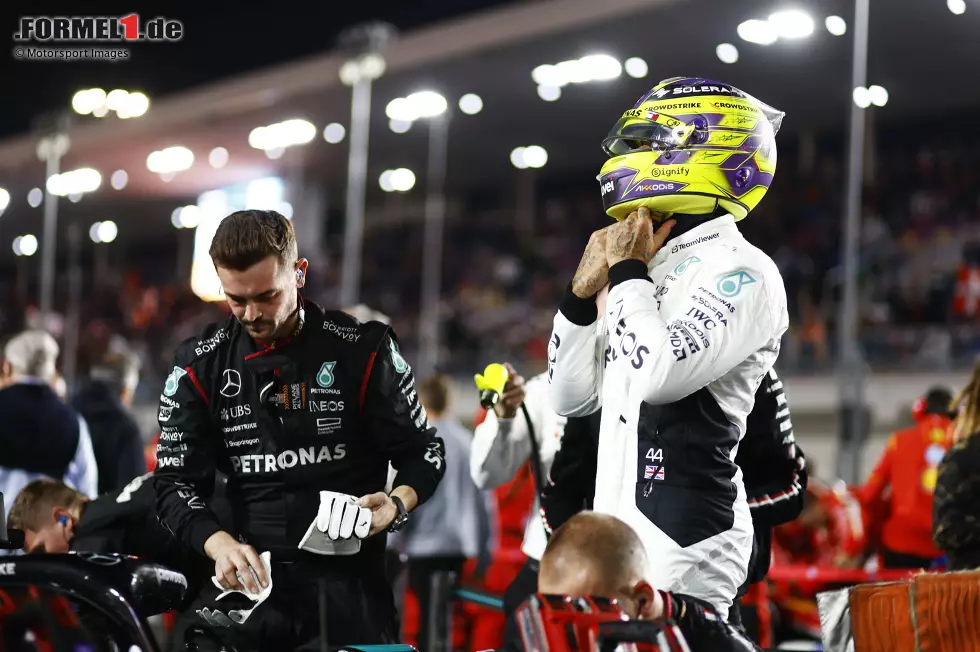 Foto zur News: Austin ist nicht das einzige Rennen, bei dem Hamilton in seiner finalen Mercedes-Saison vor allem im Qualifying Probleme hat. &quot;Ich bin definitiv nicht mehr schnell&quot;, erklärt er am Ende des Jahres selbstkritisch. 2025 wagt er bei Ferrari einen Neuanfang.