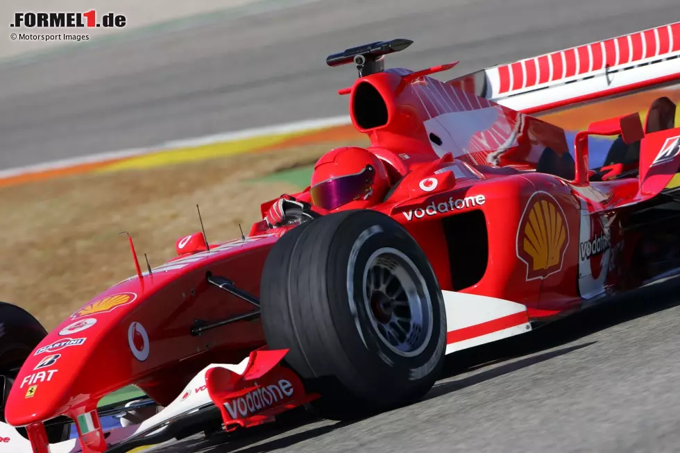 Foto zur News: Der mehrtägige Test findet im Februar statt. Rossi pilotiert einen Ferrari F2004, ein zwei Jahre altes Formel-1-Modell, das mit Bridgestone-Reifen ausgestattet ist.