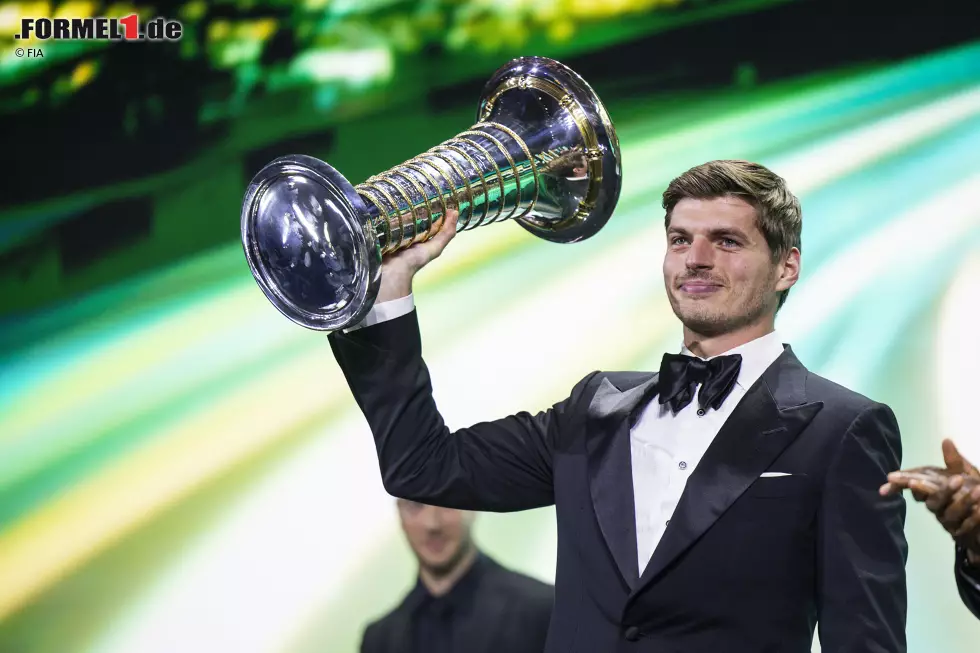 Foto zur News: Der amtierende Formel-1-Weltmeister hat einen Zweitnamen: Max Emilian Verstappen.