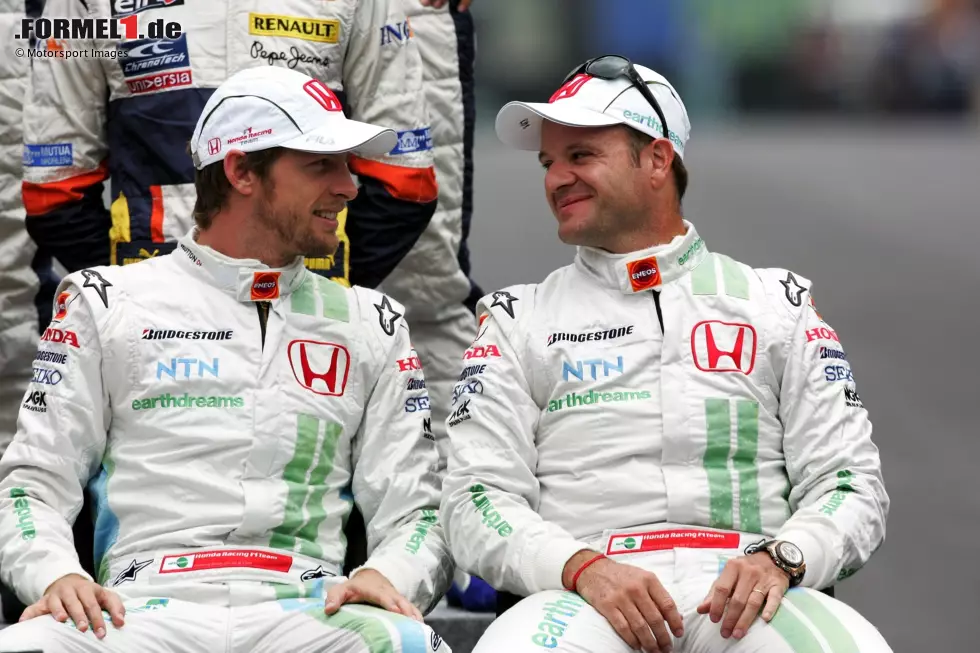 Foto zur News: Rubens Barrichello (Jenson Button): Ein ähnliches Bild wie bei Webber. In seinem Fall ist Michael Schumacher bei Ferrari der Weltmeister, den er nie schlägt. Dafür hat er 2008 bei Honda die Nase gegen Jenson Button vorne. Als das Team unter dem Namen Brawn ein Jahr später Weltmeister wird, ist Button aber vorne und holt sich den Titel ...