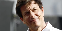 Foto zur News: &quot;Die haben alles schon erlebt&quot;: Toto Wolff hält Simracing für sinnvoll