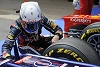 Foto zur News: &quot;Überzogen&quot;: Red Bull übt Kritik an Pirelli