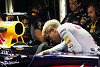 Foto zur News: Red Bull: Vettel durch Reifenschaden gestoppt