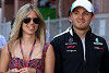 Foto zur News: Rosberg und seine Vivian: Sie verführt ihn mit Eiscrème