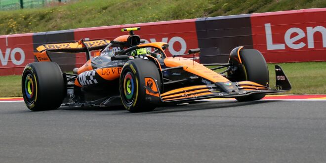 Foto zur News: McLaren wieder auf P1 und P2!