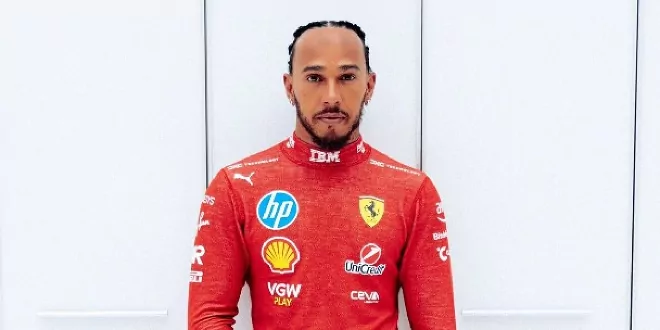 Foto zur News: Lewis Hamilton erstmals in Rot!