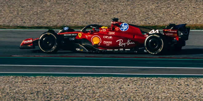 Foto zur News: Hamiltons erster Crash im Ferrari!