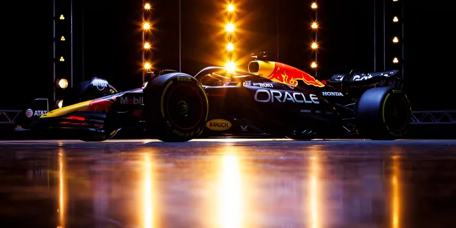 Foto zur News: So sieht Verstappens RB21 aus!