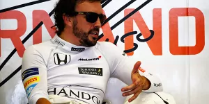 Foto zur News: Alonso beklagt: Silverstone mit neuen Autos langweiliger