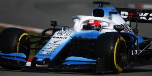 Foto zur News: Formel-1-Auto nicht legal: Williams muss den FW42 umbauen