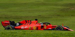 Foto zur News: Formel-1-Liveticker: Wie Vettel auf die Betrugsvorwürfe