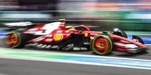 Foto zur News: Ferrari in Schwierigkeiten: So erklärt Hamilton seinen