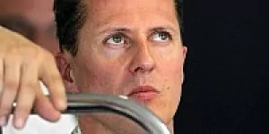 Foto zur News: Ratlosigkeit regiert bei Michael Schumacher