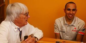 Foto zur News: Ecclestone nimmt Hamilton in Schutz