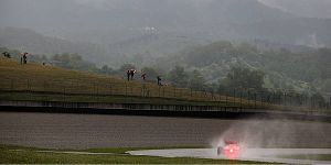 Foto zur News: Testauftakt in Mugello fällt ins Wasser