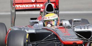 Foto zur News: Hamilton vor Button: McLaren bestimmt Ungarn-Auftakt