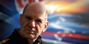 Foto zur News: Newey: &quot;Es ist ein schwieriger Balanceakt&quot;