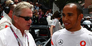 Foto zur News: Michael Douglas: Vettel gehört zu den Größten