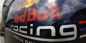 Foto zur News: Red Bull: Vettels Chassis war nicht kaputt