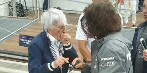 Foto zur News: Verschnupft, aber anwesend: Kranker Ecclestone in Monaco