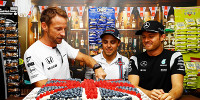 Foto zur News: F1 Backstage Sepang: &quot;The Dog and Button&quot;