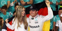 Foto zur News: Via Facebook ausgemacht: Rosberg kommt nach Wiesbaden