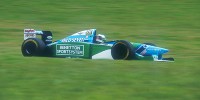 Foto zur News: Papas Spuren: Mick Schumacher fährt legendären Benetton