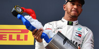 Foto zur News: Siegerpokal in Le Castellet: Hamilton findet ihn potthässlich