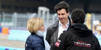 Foto zur News: Ernstes Problem: Toto Wolff muss den &quot;modernen Vater&quot; geben