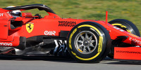 Foto zur News: Nach Vettel-Crash: Ferrari stellt Testprogramm um