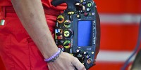 Foto zur News: Leclerc über Formel-1-Lenkrad: &quot;Musste 80 Seiten lernen&quot;