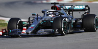 Foto zur News: F1-Test Barcelona: Lewis Hamilton und Mercedes diktieren ersten Tag