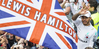 Foto zur News: Sir Lewis Hamilton: Queen wird Formel-1-Star zum Ritter schlagen