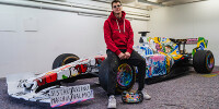 Foto zur News: Besondere Kunst in Imola: Art-Car von Ayrton Senna ausgestellt